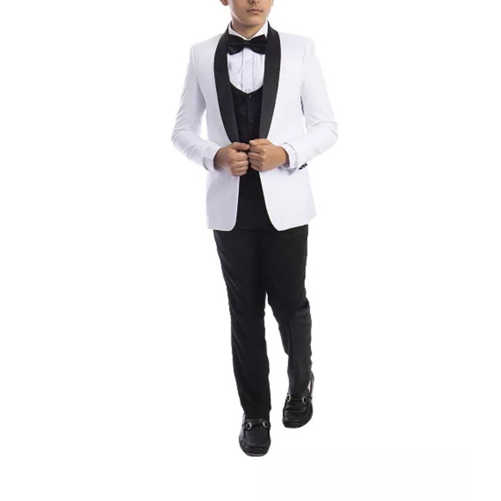 Perry Ellis
Big Boy's 5-Piece Slim Fit Shawl Tuxedo Set Size 12 NWT - Picture 2 of 6